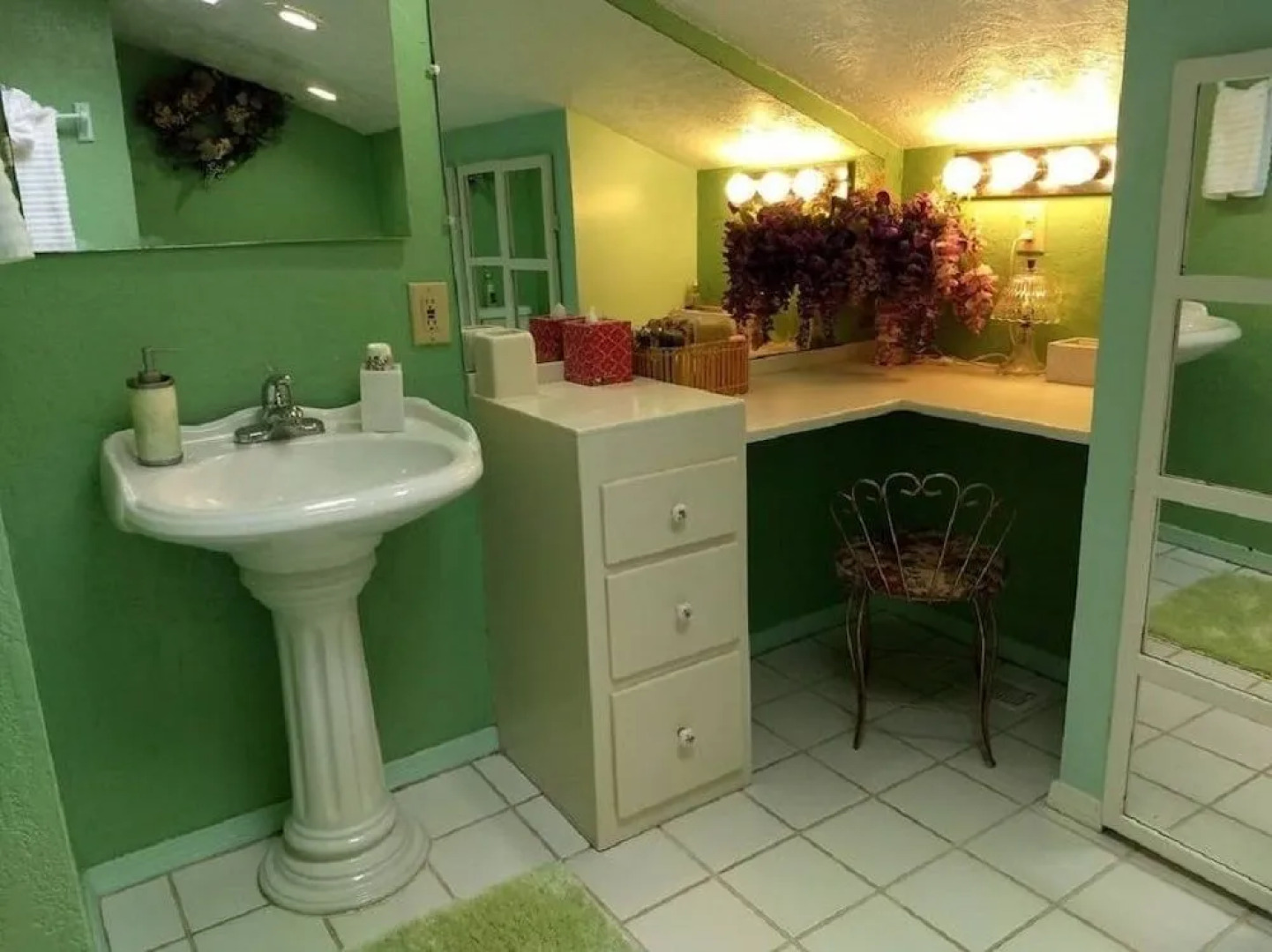 Beaver Lake Heavenly Hideaway B&B