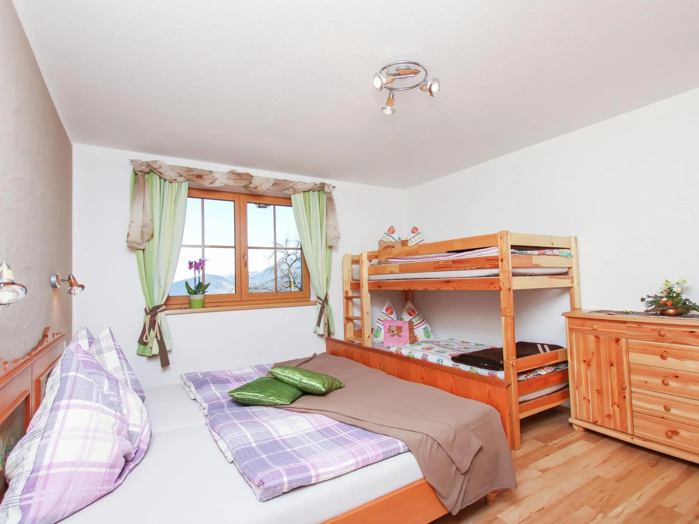 Snug Farmhouse in Taxenbach near Cross Country Skiing