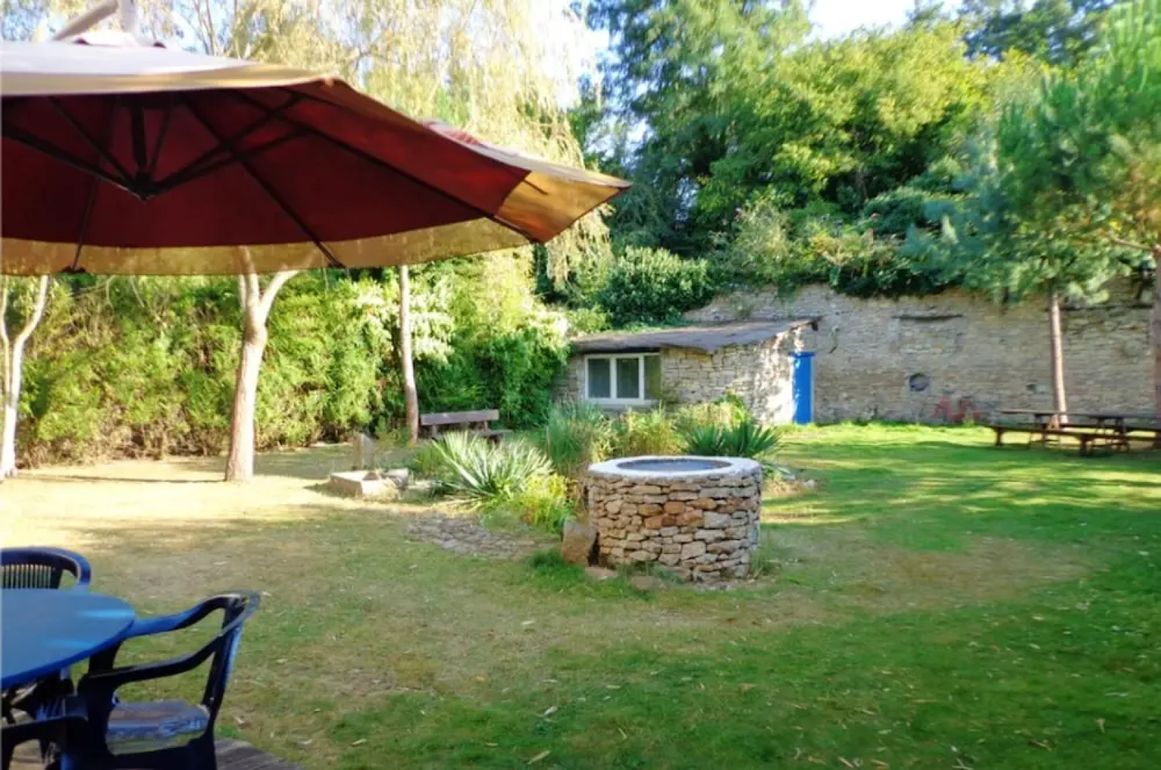 House With 3 Bedrooms in Montluçon, With Enclosed Garden and Wifi