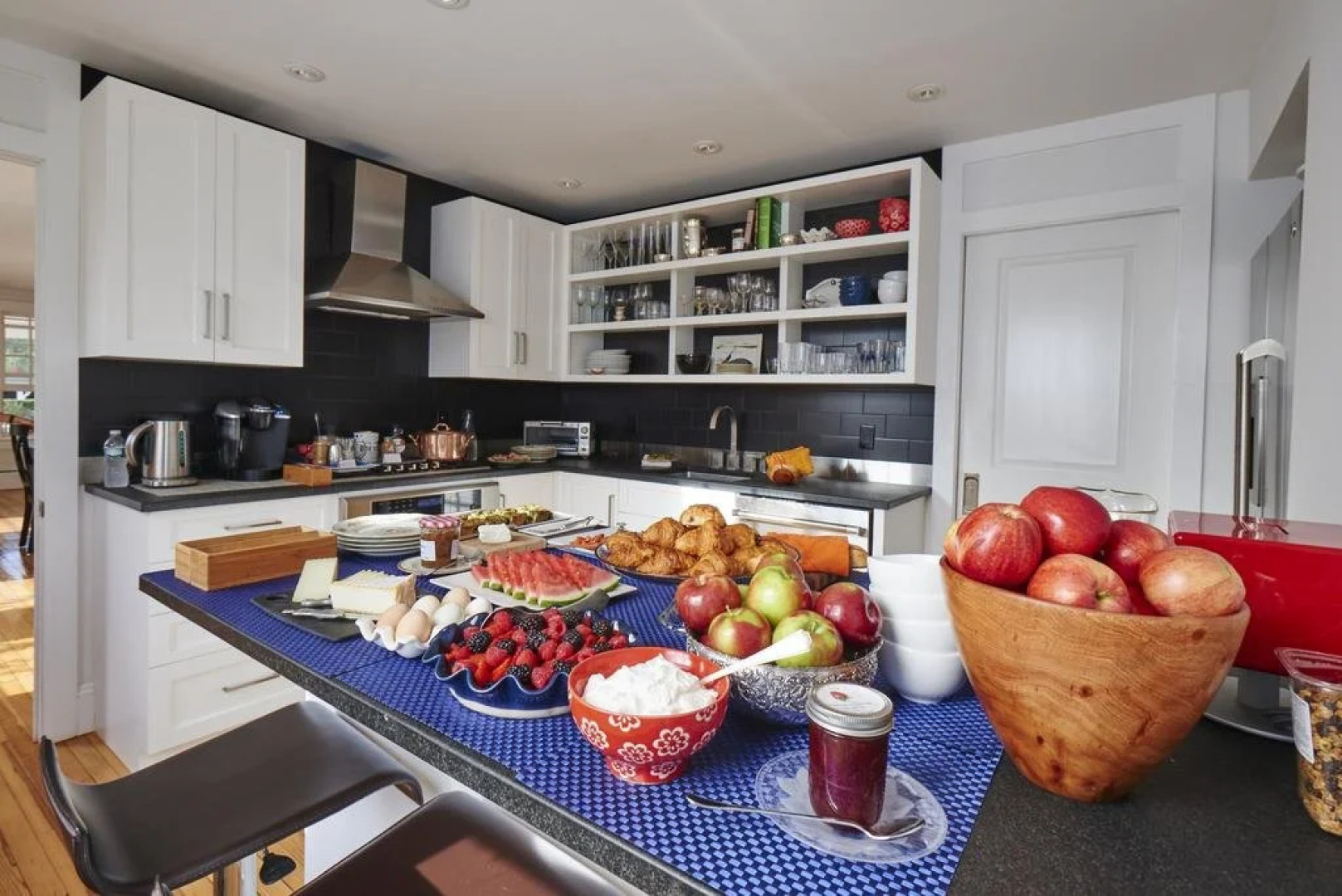 SEVEN - Shelter Island Guest House