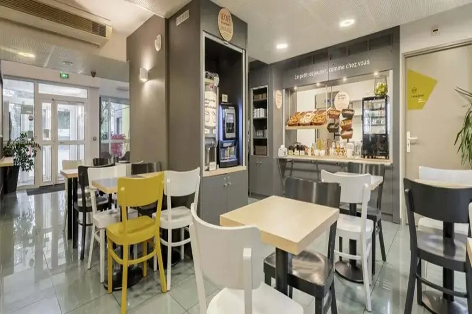 B&B HOTEL Douai Parc des Expos Cuincy