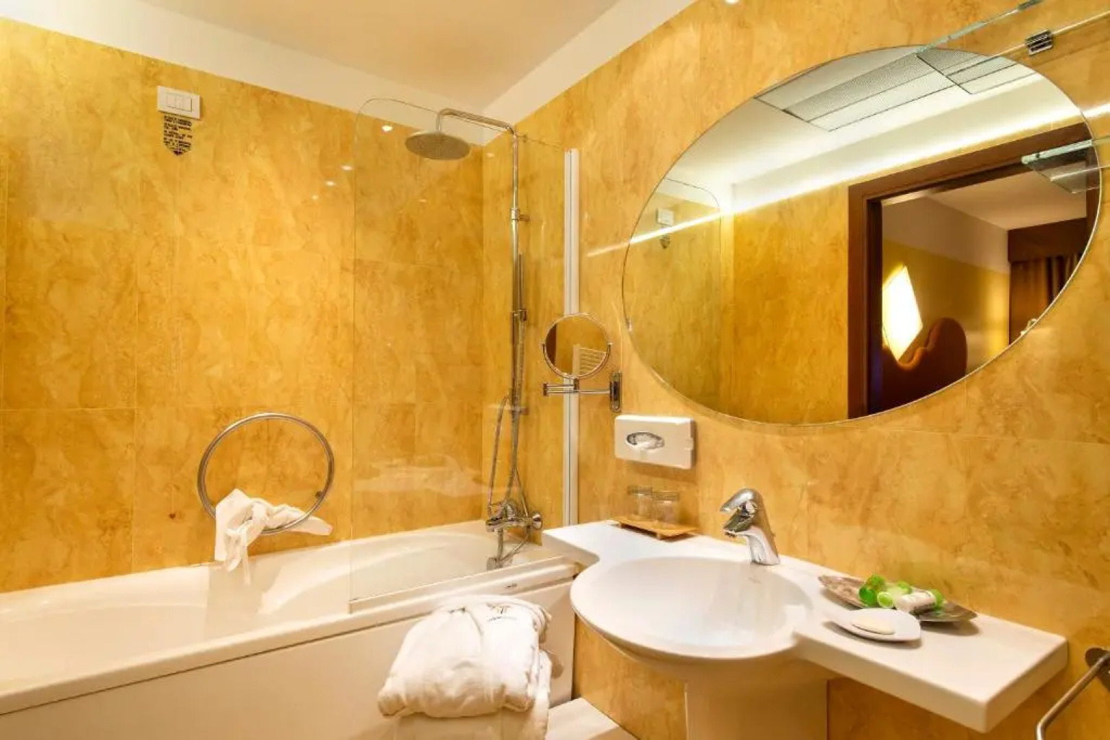 Color Hotel Style, Design & Gourmet