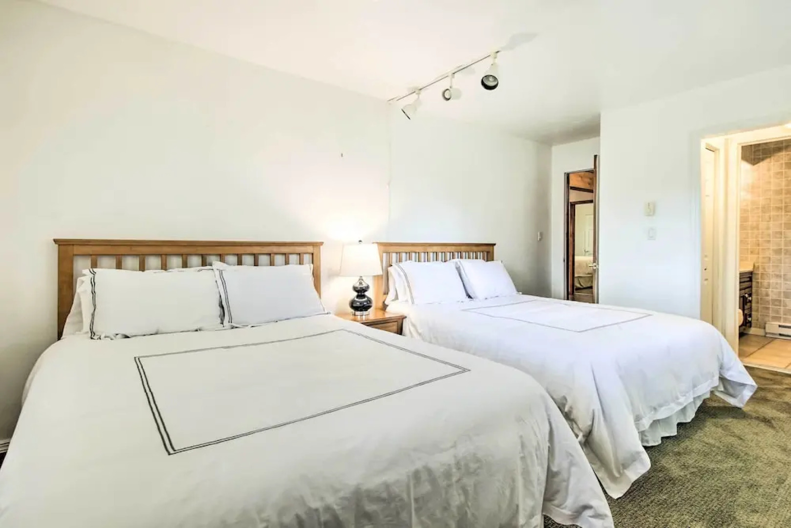 Spacious Apt w/ Yard: 3 Mi to Windham Mountain