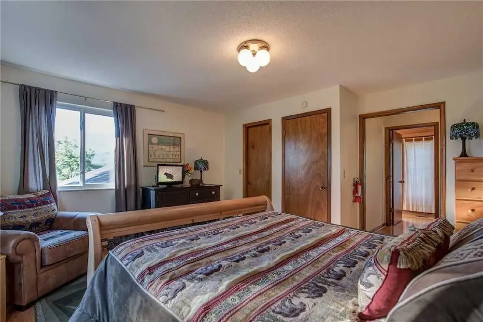 High Cotton 3 Bedroom Home with Hot Tub