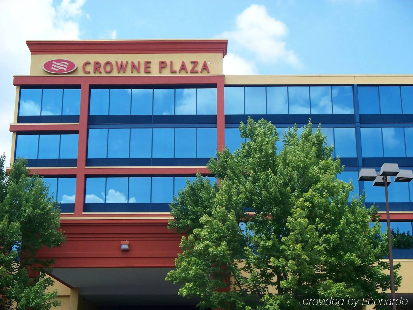 Crowne Plaza Hotels & Resorts Reading