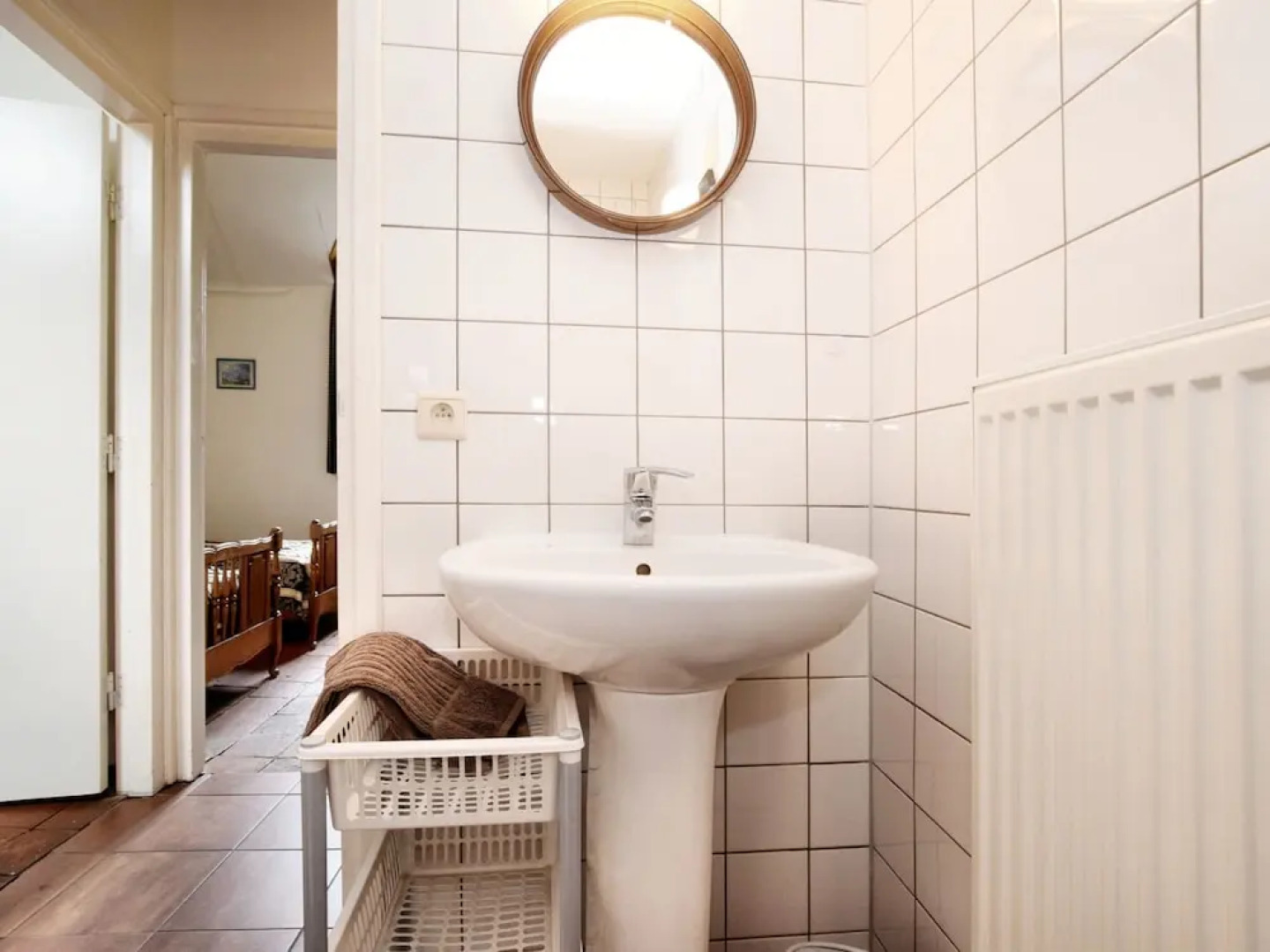 Lovely Holiday Home in Richelle With Barbecue