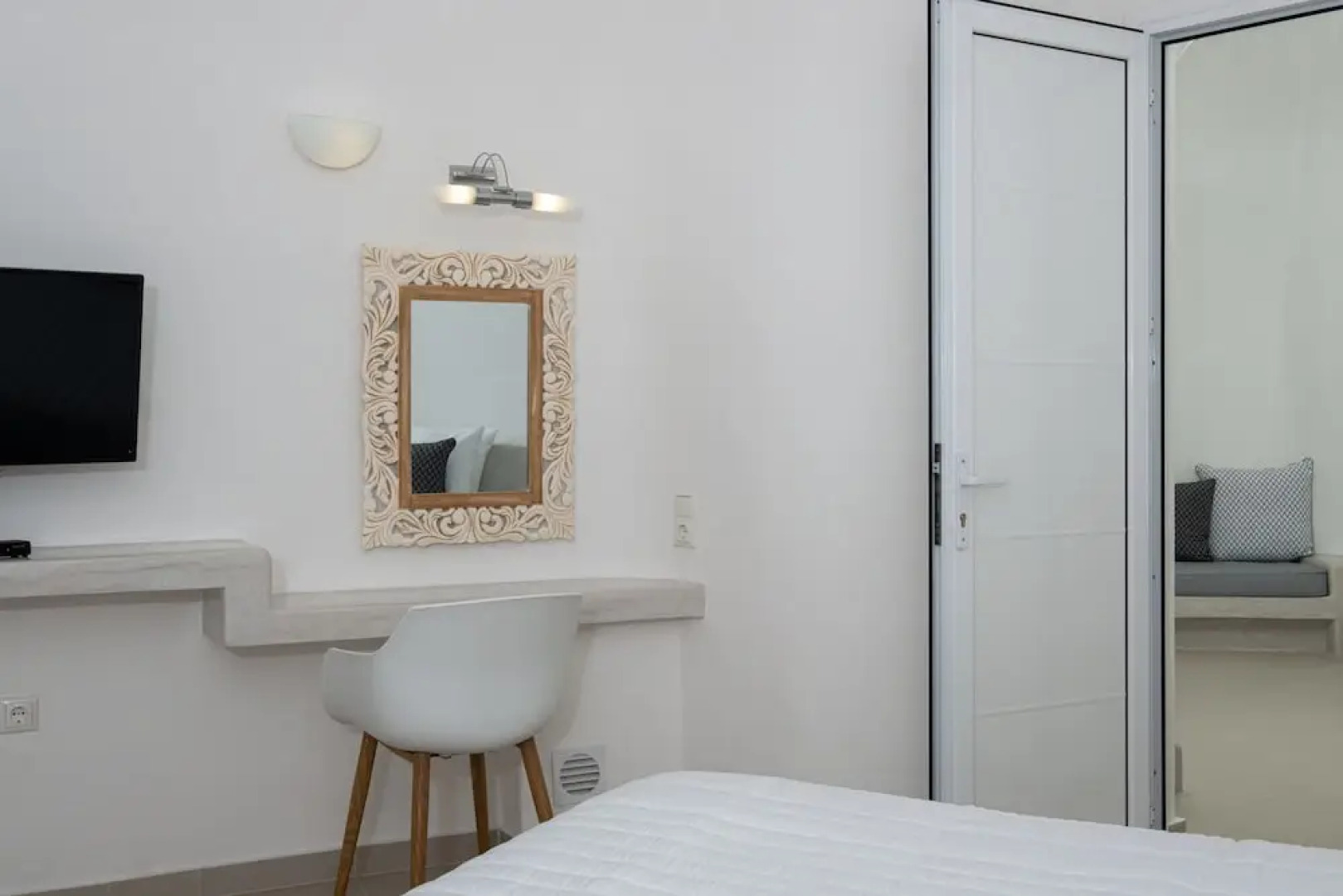 Santoterra Antigua Suites