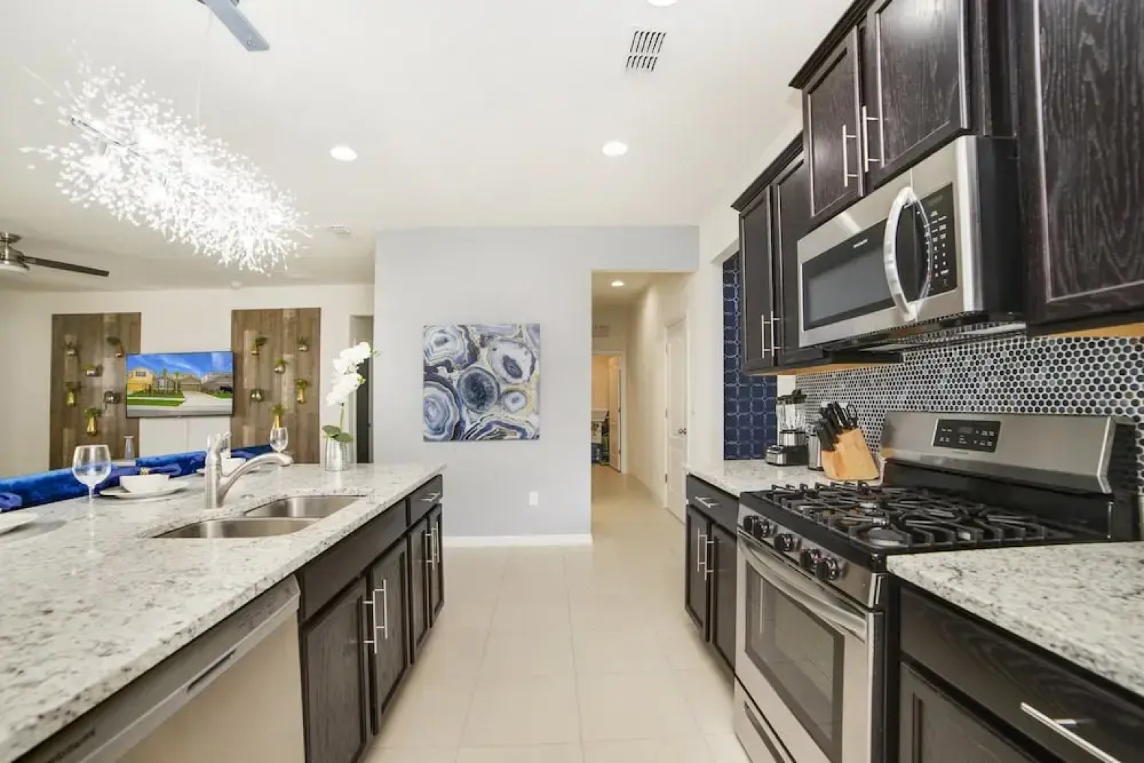 Oakview Villa Solterra Resort 4