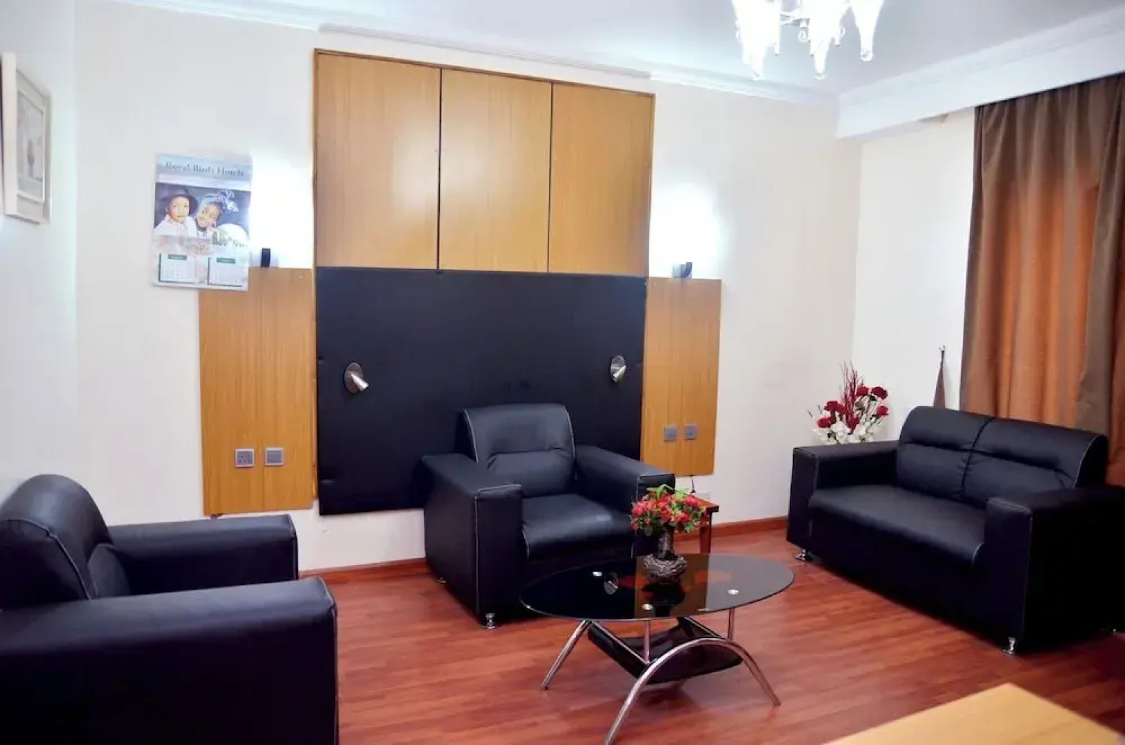 Royal Birds Hotel And Towers