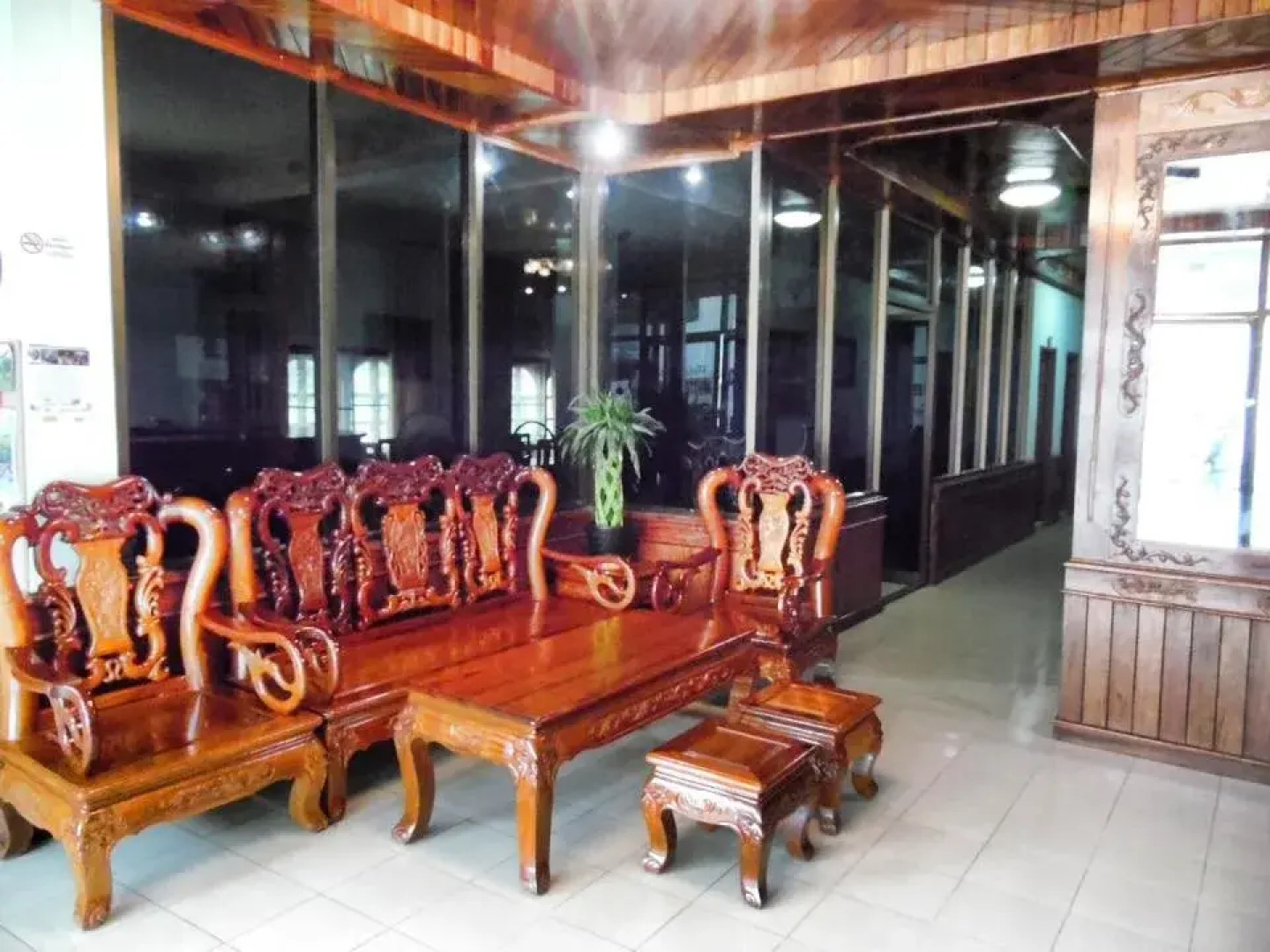 White Orchid Guesthouse