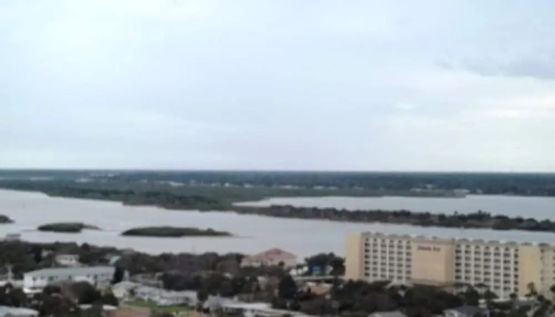 Gorgeous Ocean Views - 2 Br 2 BA - Di Mucci Towers Ten 1902