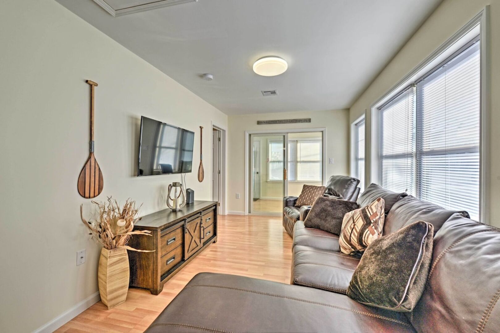 Charming Cottage - Steps to Point Pleasant Beach!