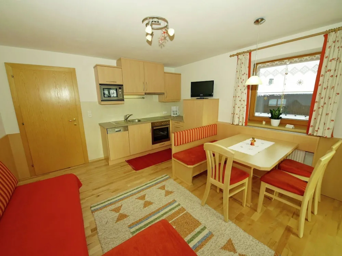 Modern Apartment in Strass im Zillertal Near Ski Slopes