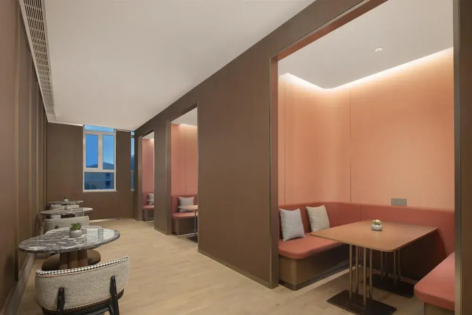 Hilton Garden Inn Zhongwei Shapotou