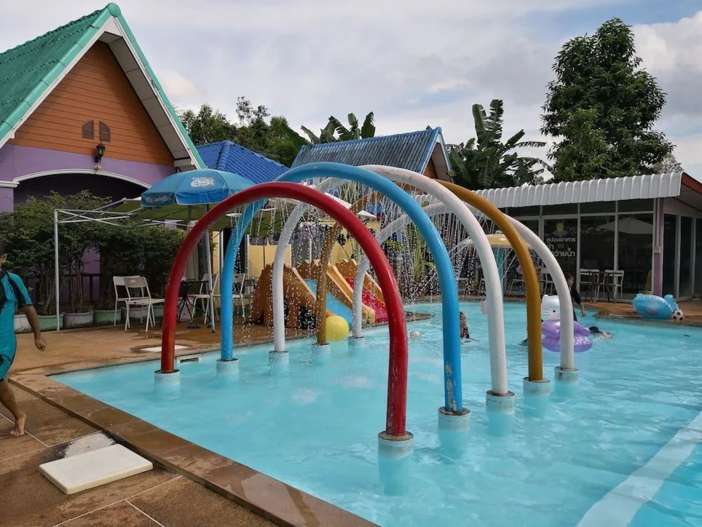 Turfan Hotel and Tigger Park