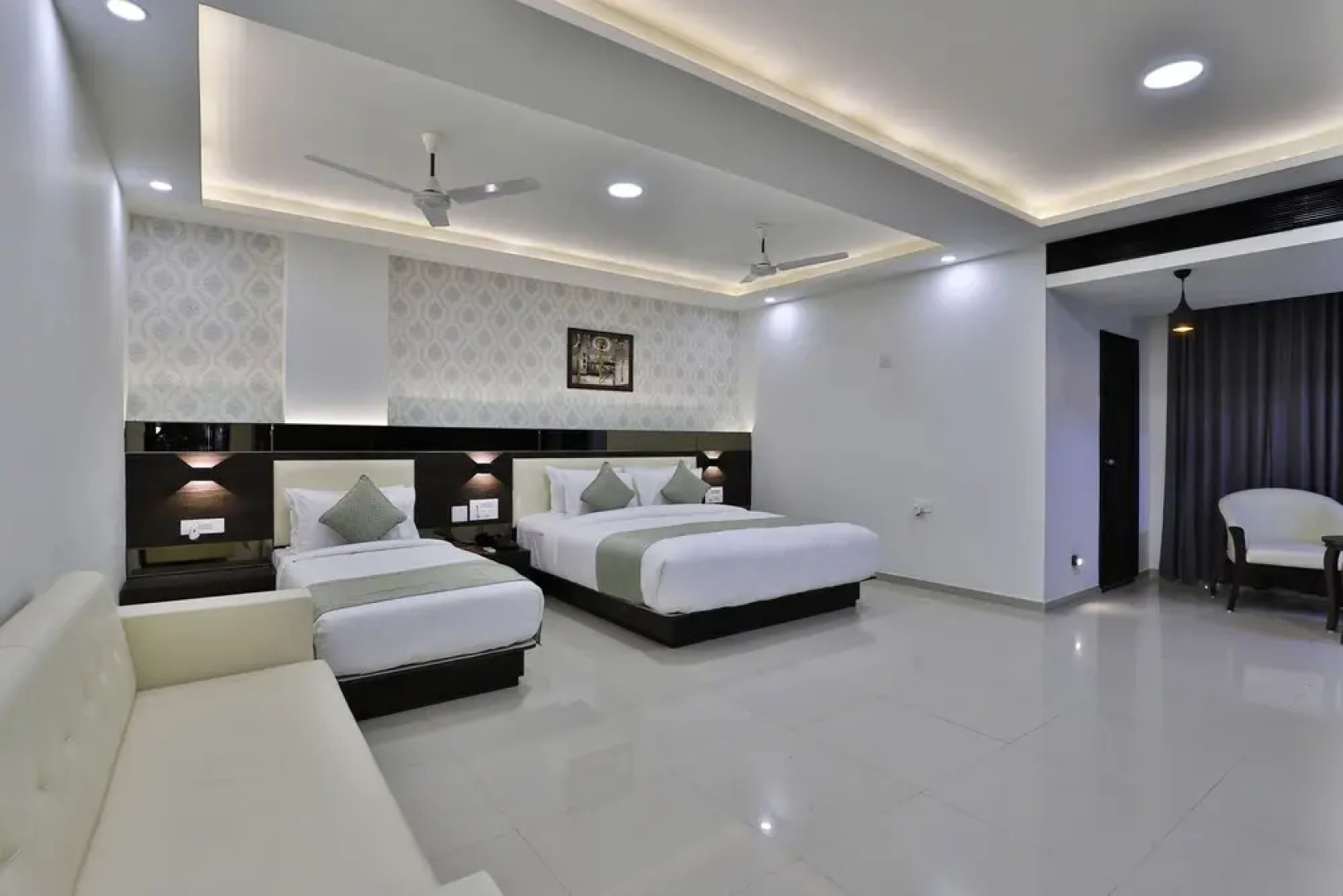 Palette - Hotel Shivalik
