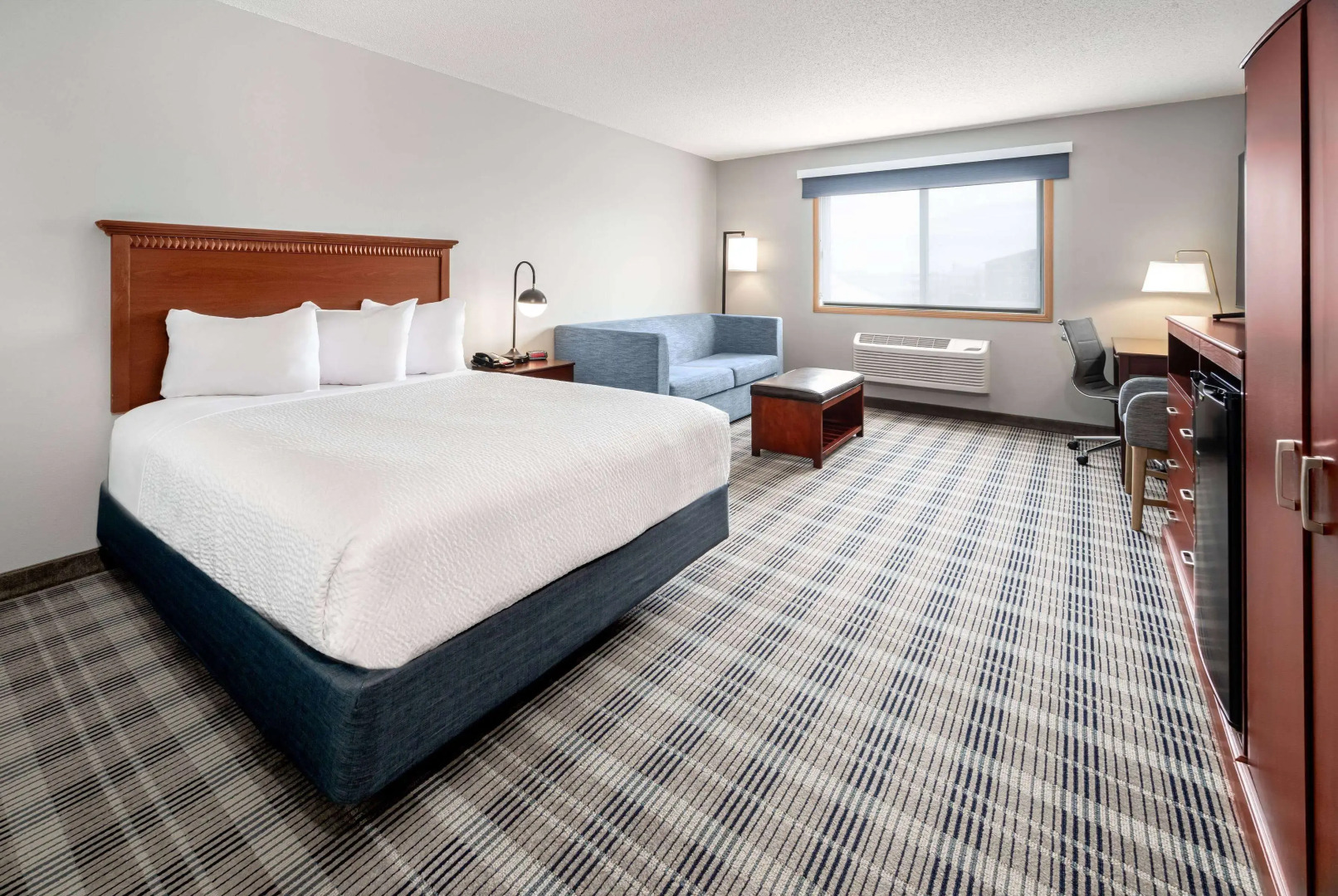 AmericInn by Wyndham Valley City - Conference Center