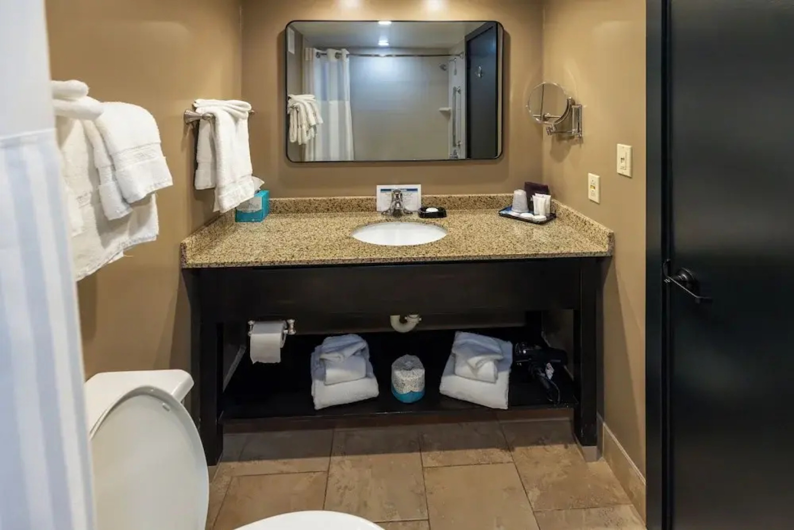 The Boulevard Inn & Bistro