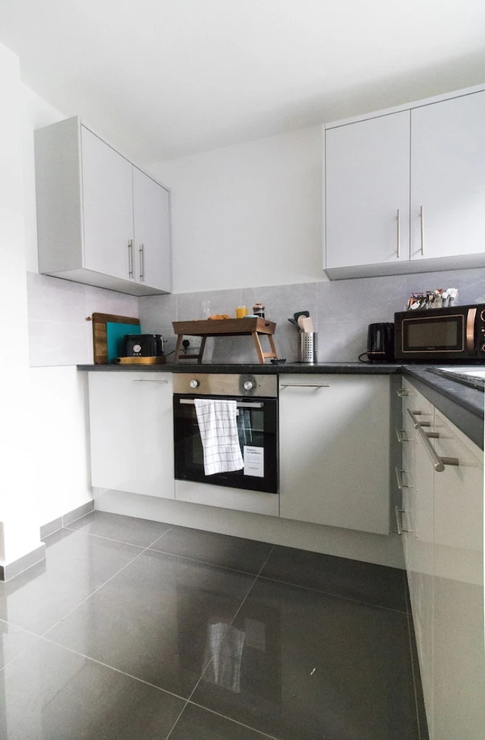 Ideal Home Away in Bury