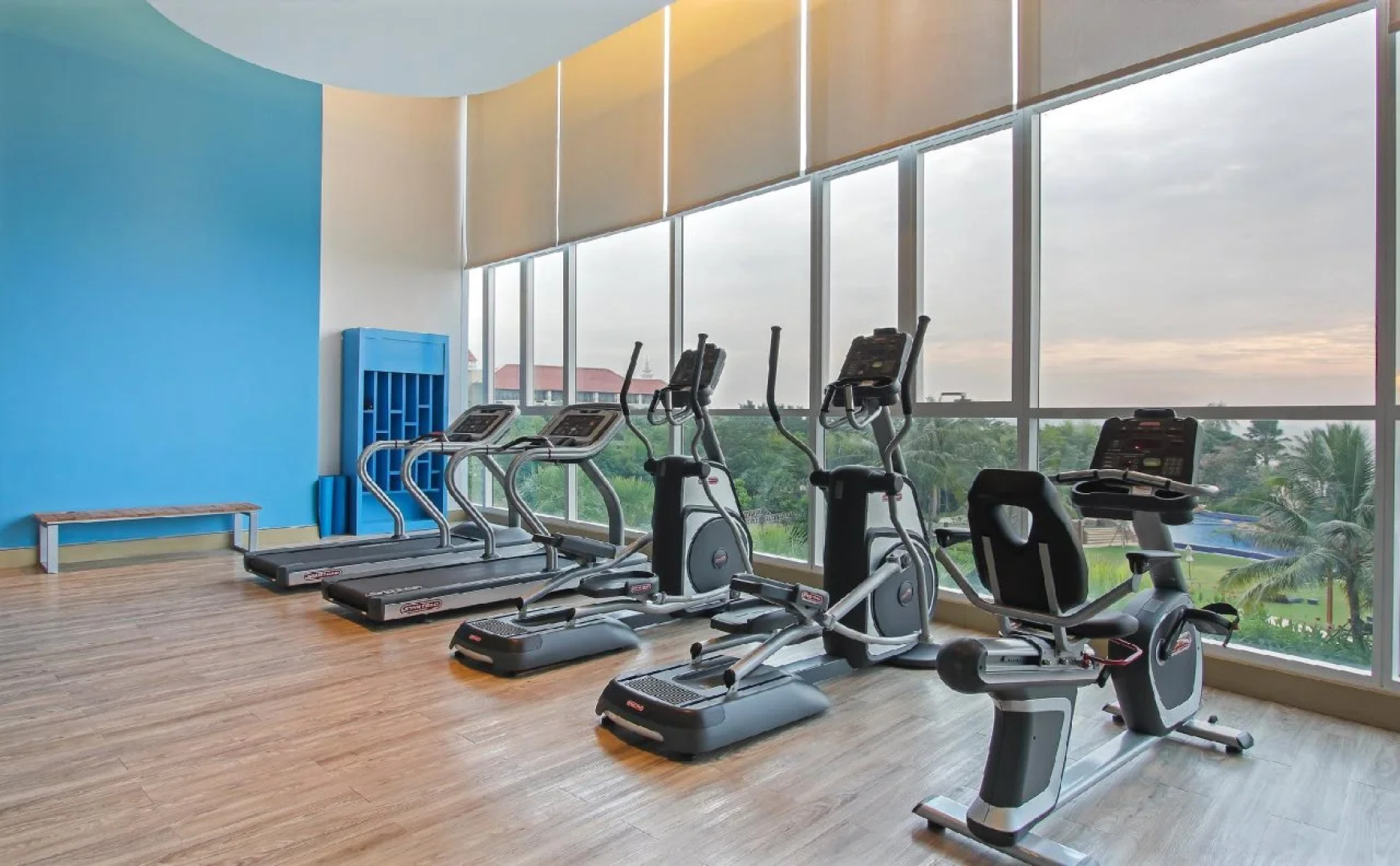 White Sand Beach Residences Pattaya