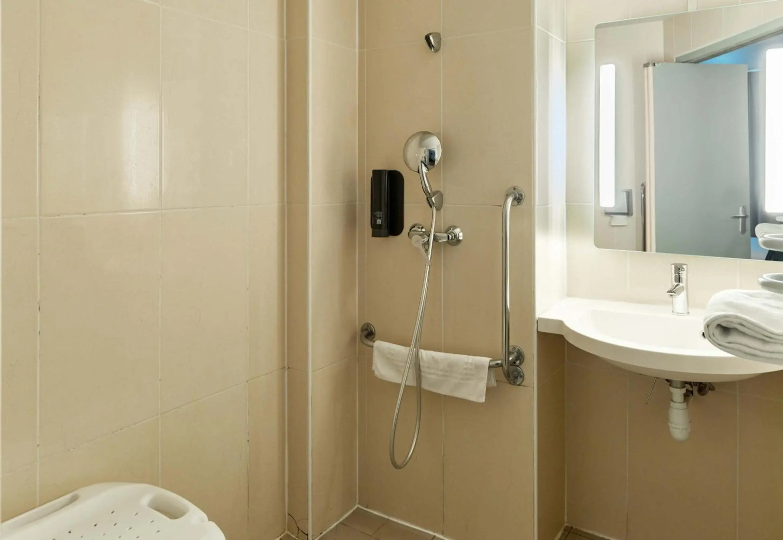 B&B HOTEL Paris Nord Villepinte