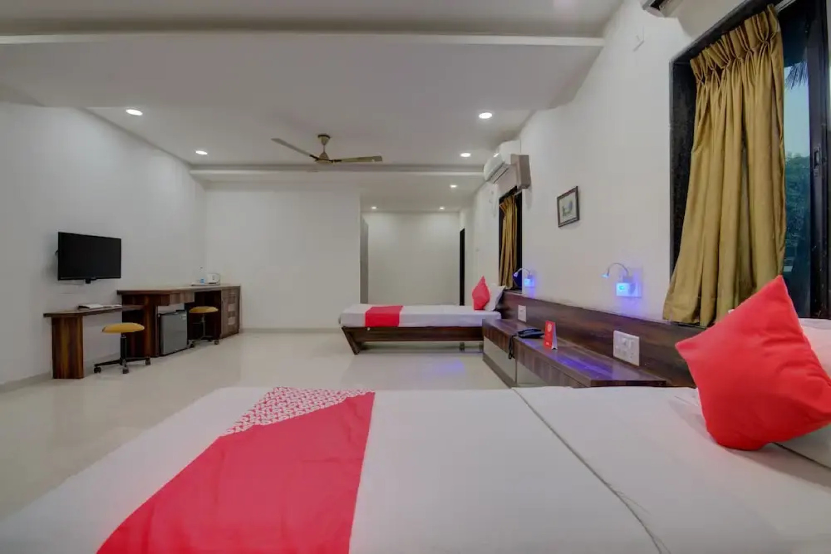 OYO 27740 Anantha Residency