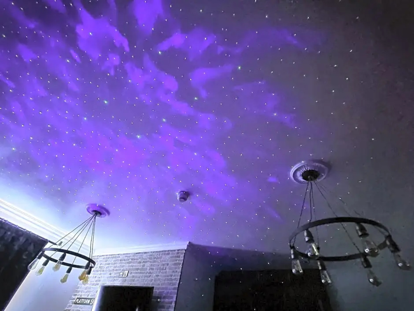 Ricky Road Guest House - Premium