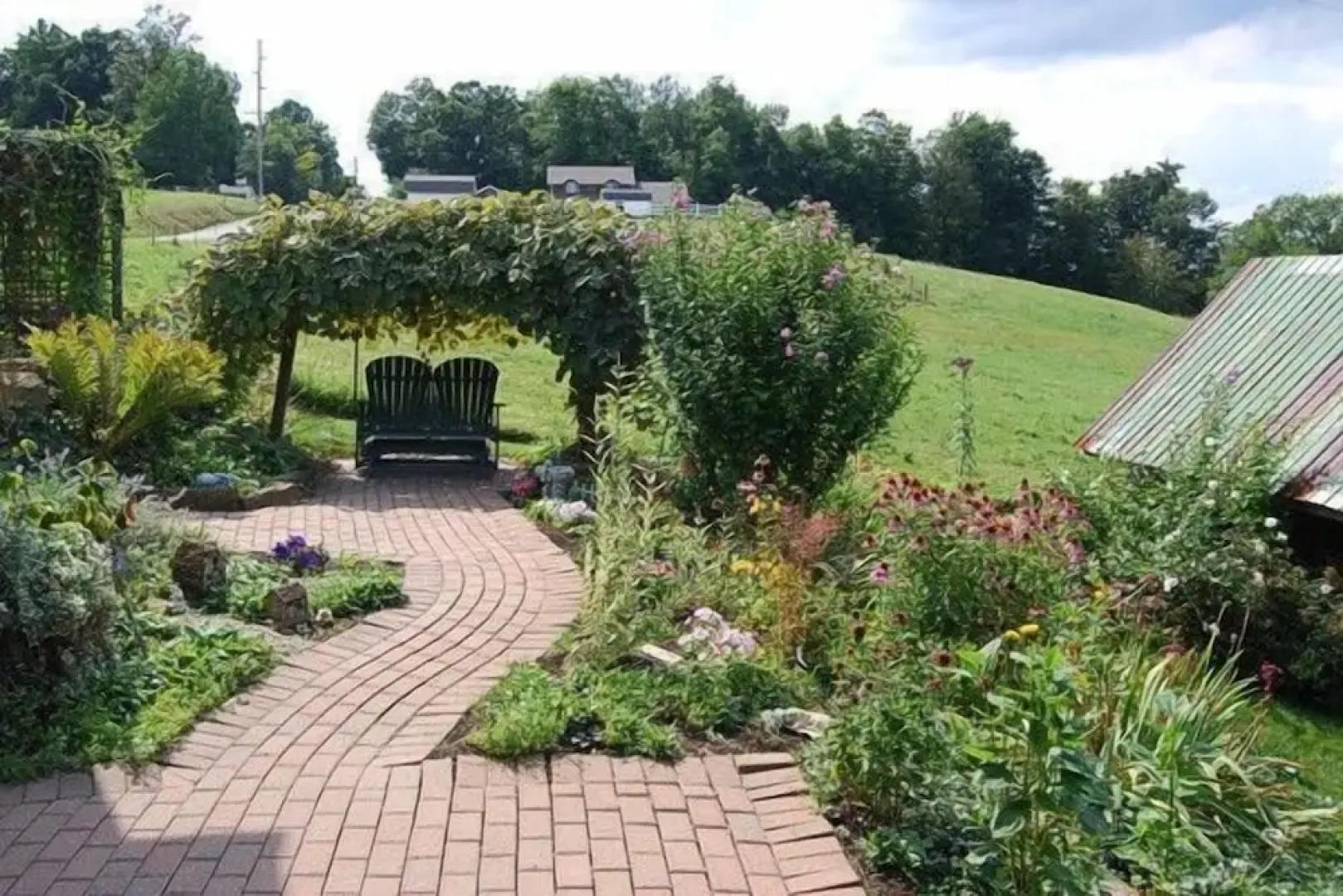 Garden Gate Get-A-Way Bed & Breakfast