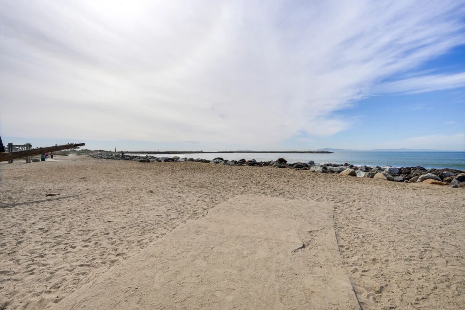 Viva Ventura: Duplex With Patio - Walk to Beach!