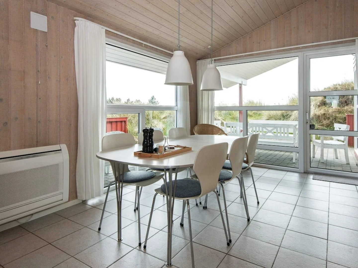 Lavish Holiday Home in Henne With Sauna