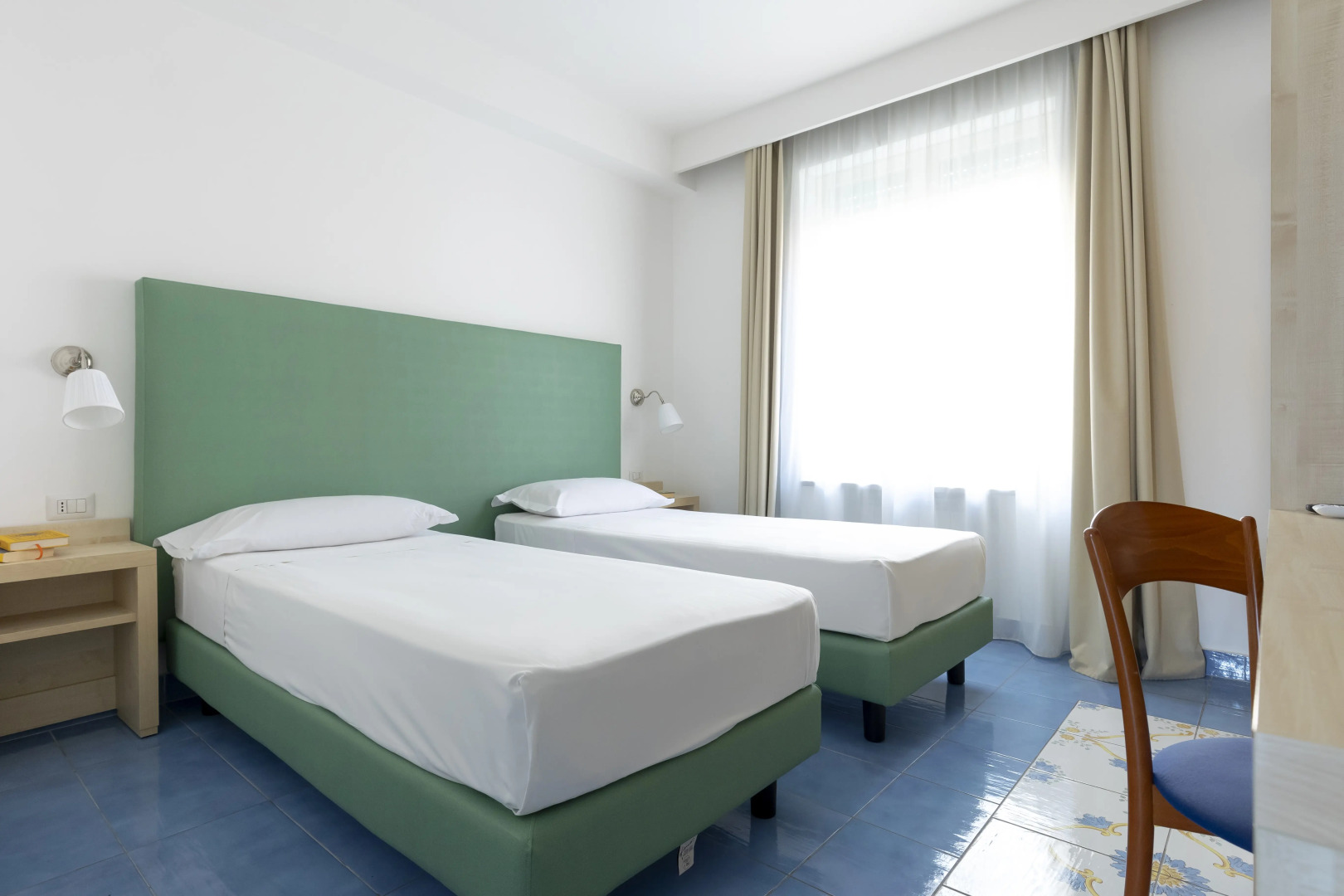 Napolit'amo Hotel Medina