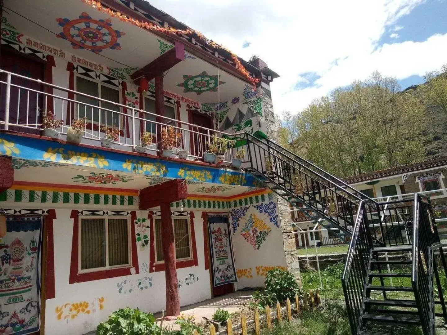 Zhi Shang Hua Ka Holiday Hotel