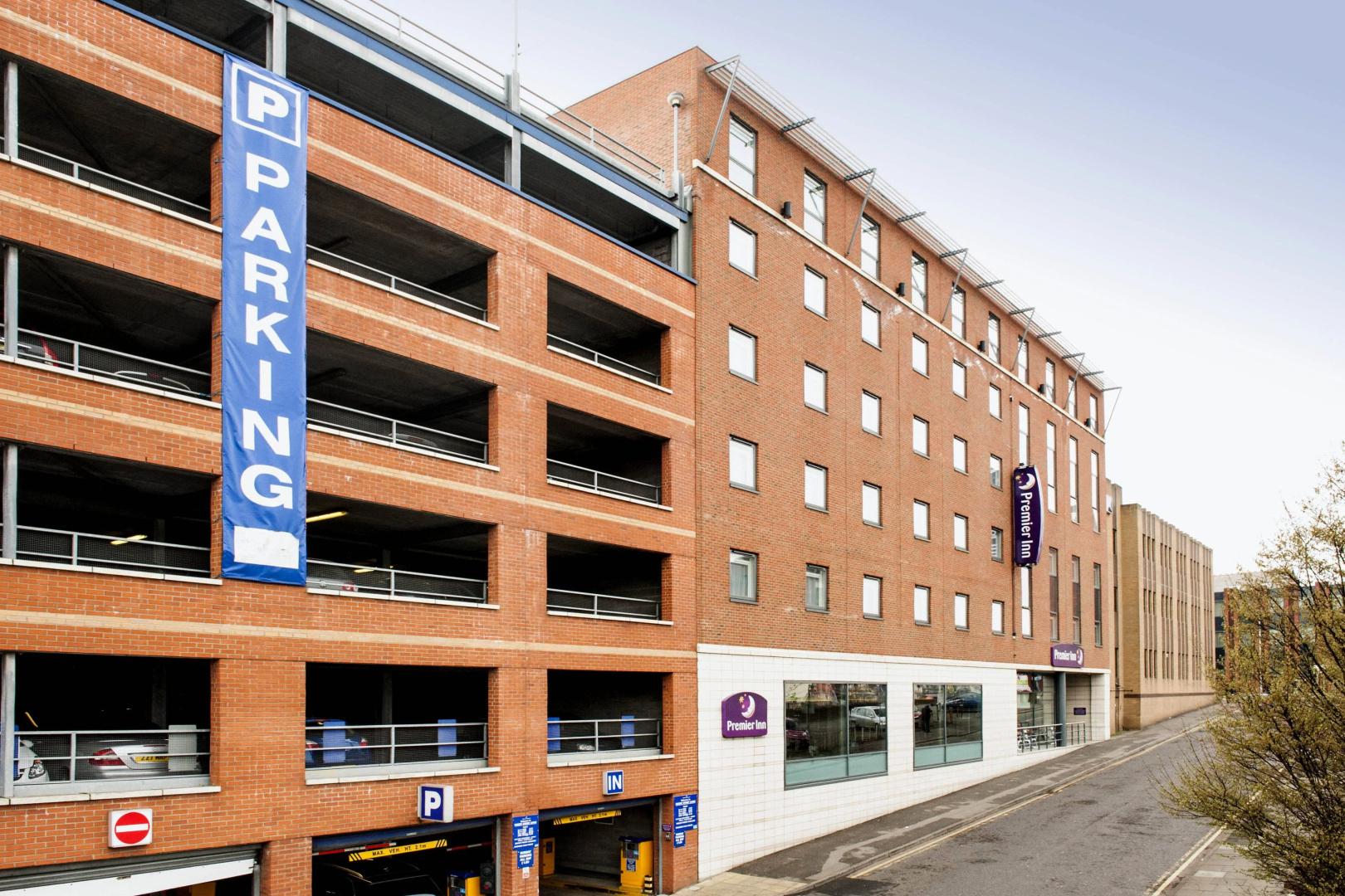 Premier Inn Luton Town Centre