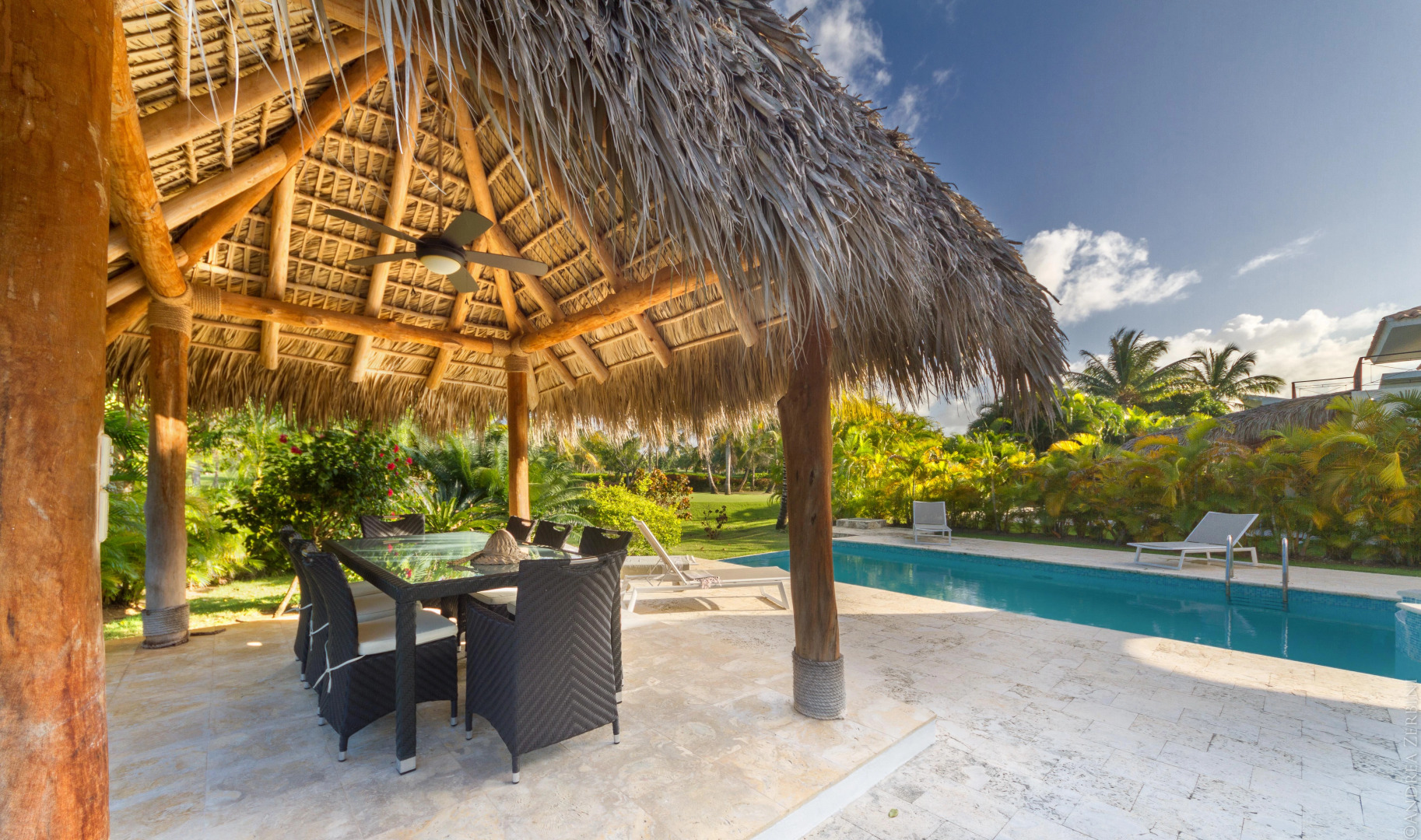 Villa in Bavaro for rent (Cocotal Golf & Country Club) – pool, billiards, maid