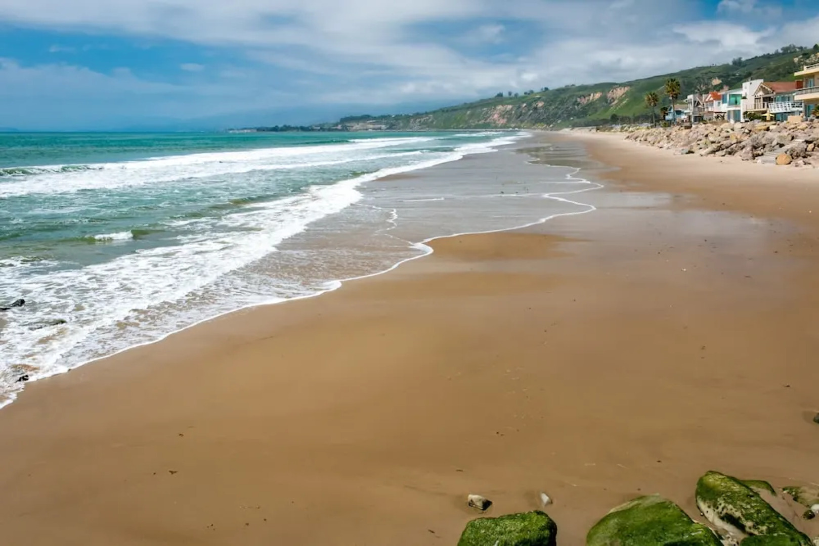 6694 Breakers Way Home 4 Bedrooms 2 Bathrooms Home