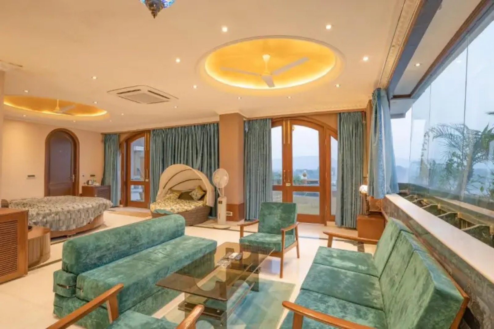 Hotel Narmada River View