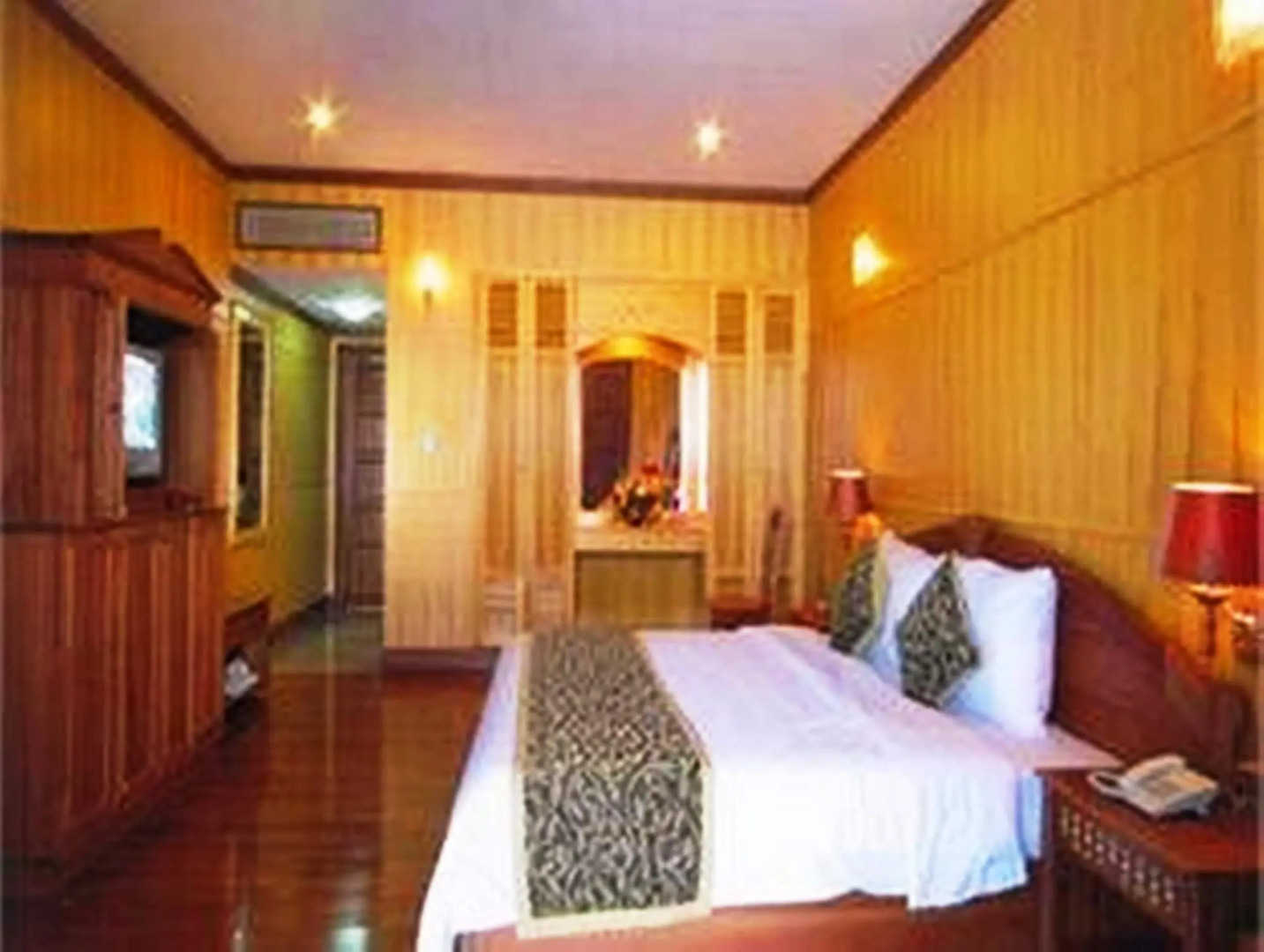 Royal Hotel & Healthcare Resort Quy Nhon