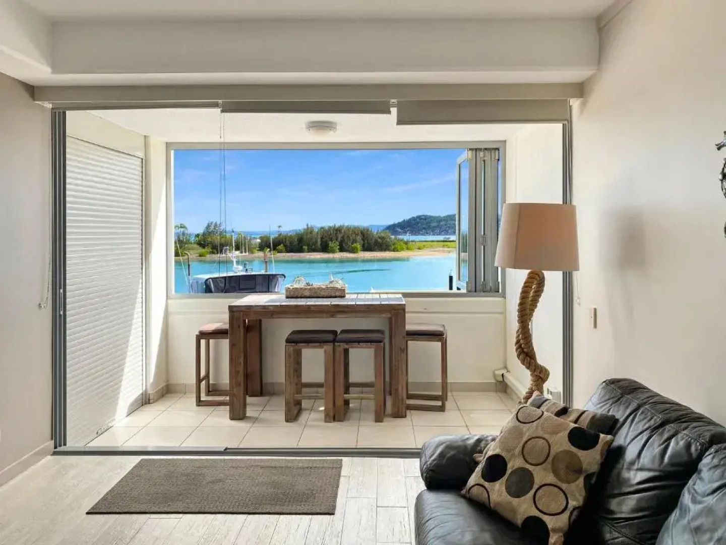 Blue on Blue Studio Room 1272