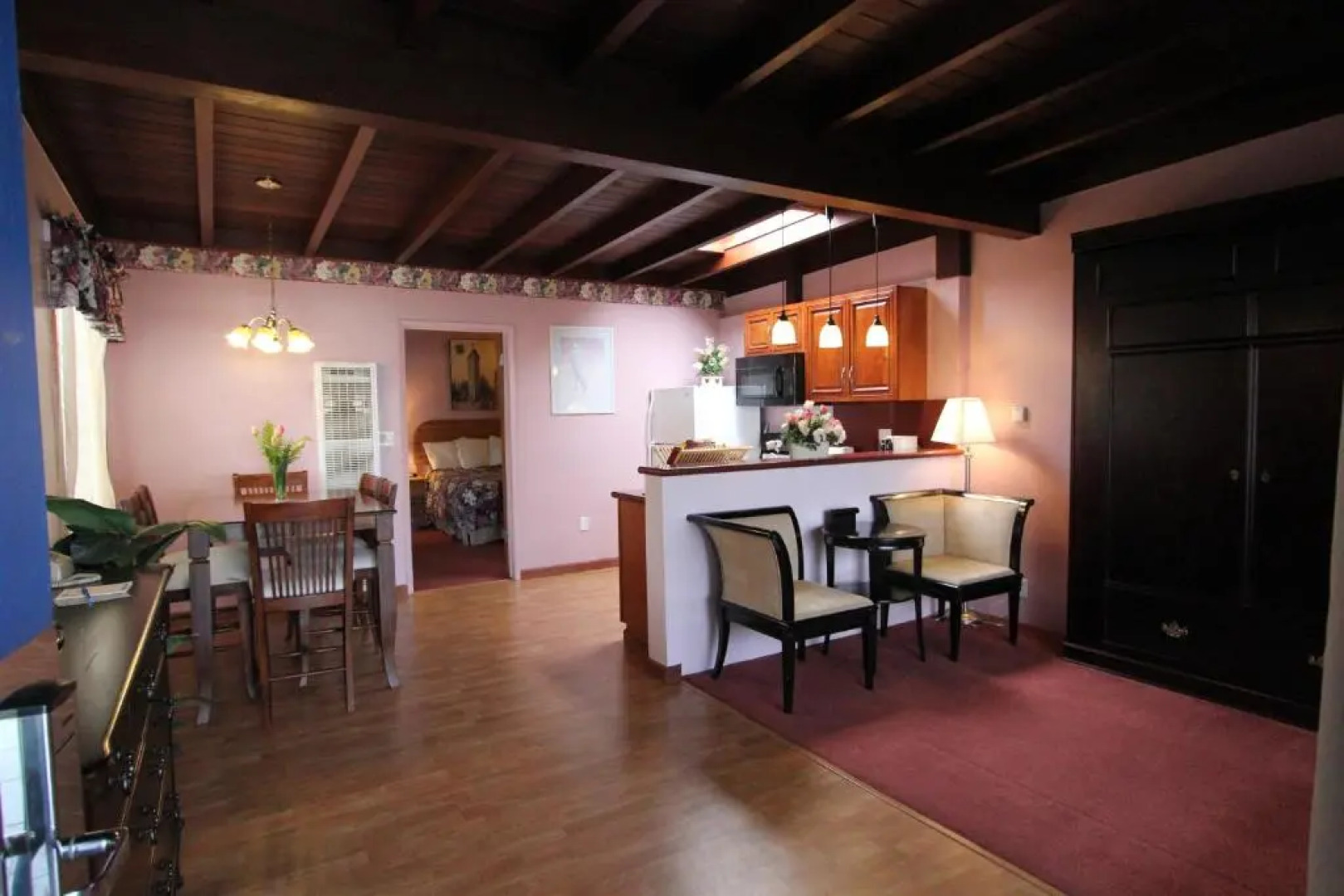 Edgewater Beach inn and suites