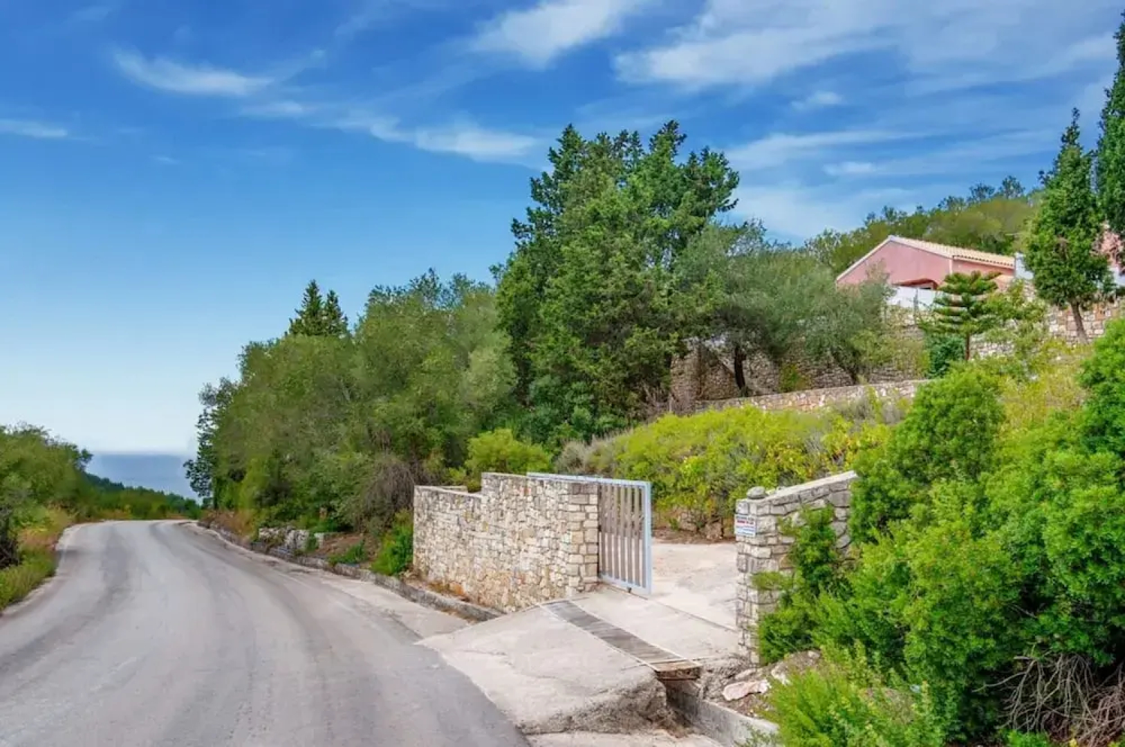 Paxoi Sunny Serenity - Kirki s Studio With Jacuzzi
