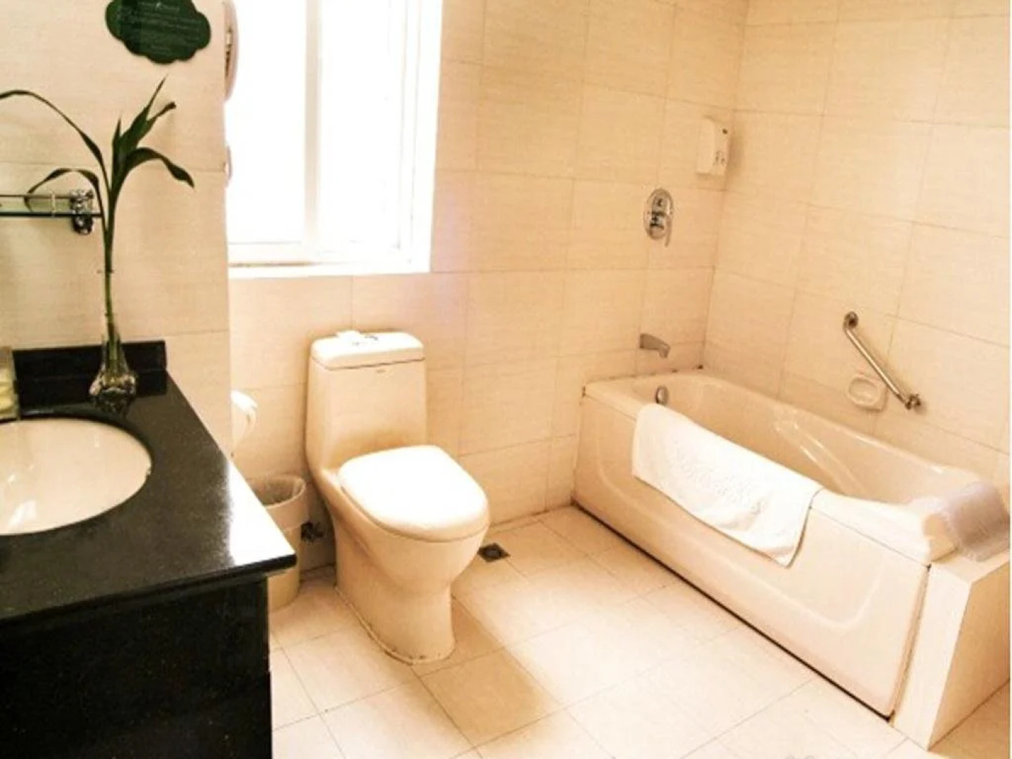 Chizhou Yinxing Business Hotel