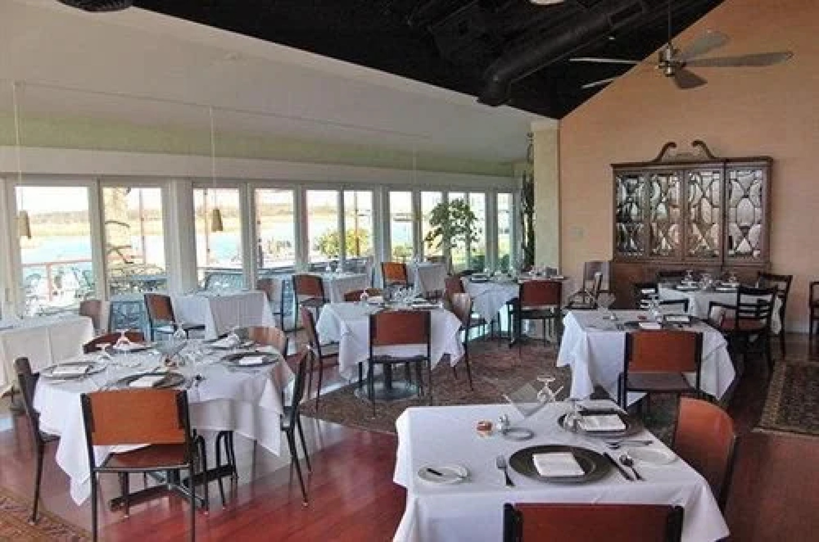 The Tilghman Island Inn