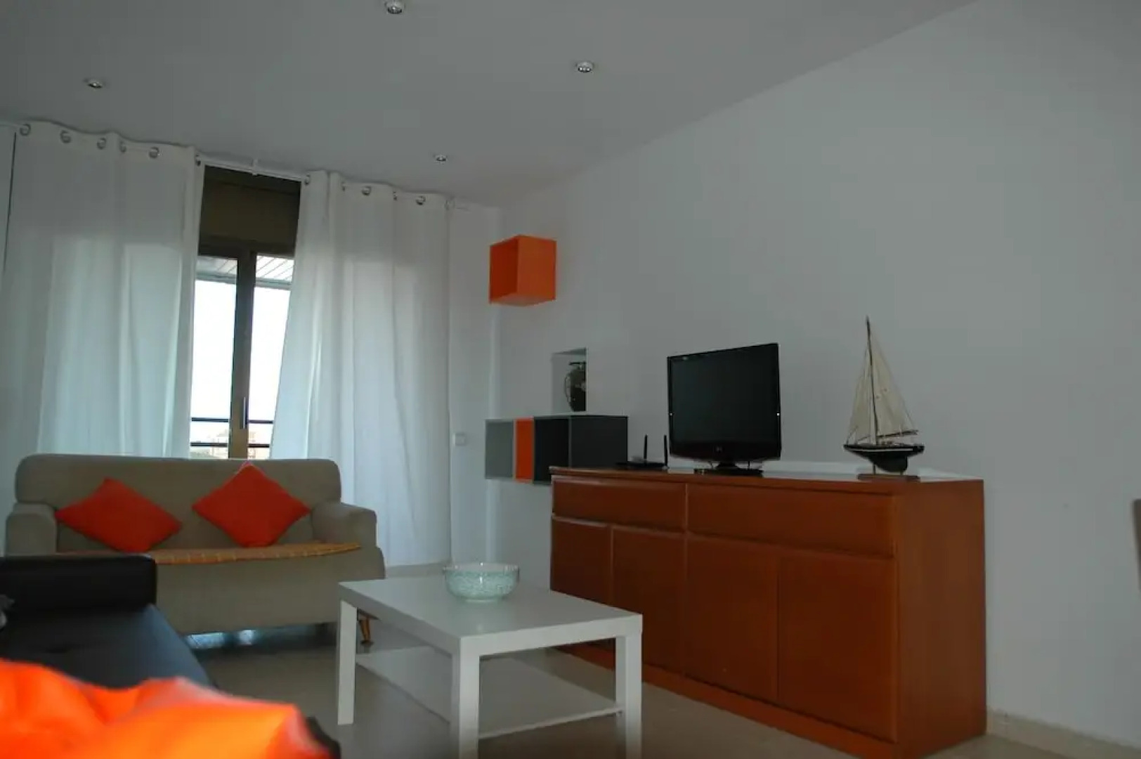 Beach House VilassarBCN