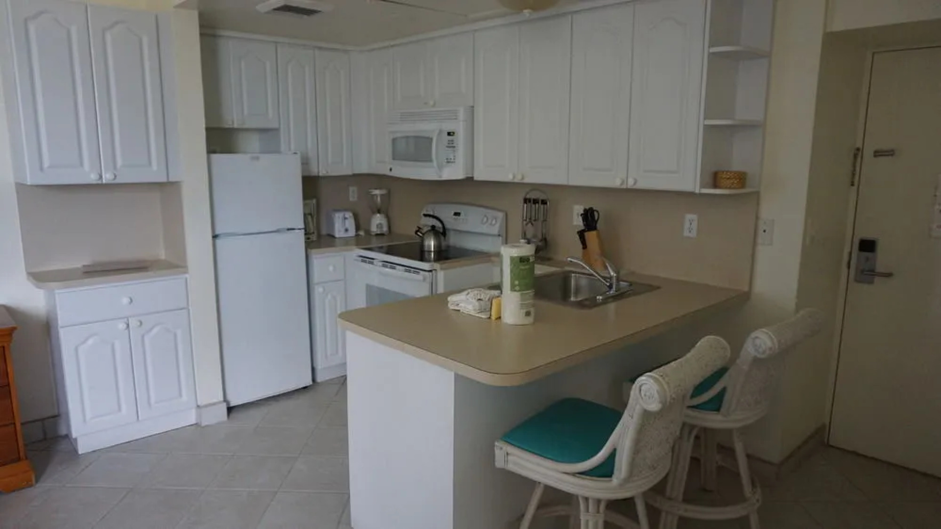 Golden Strand Ocean Villa Resort