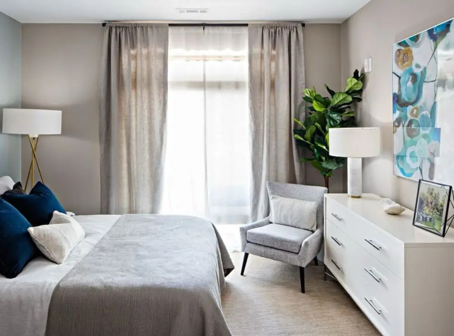 Kings Point Lux Suites