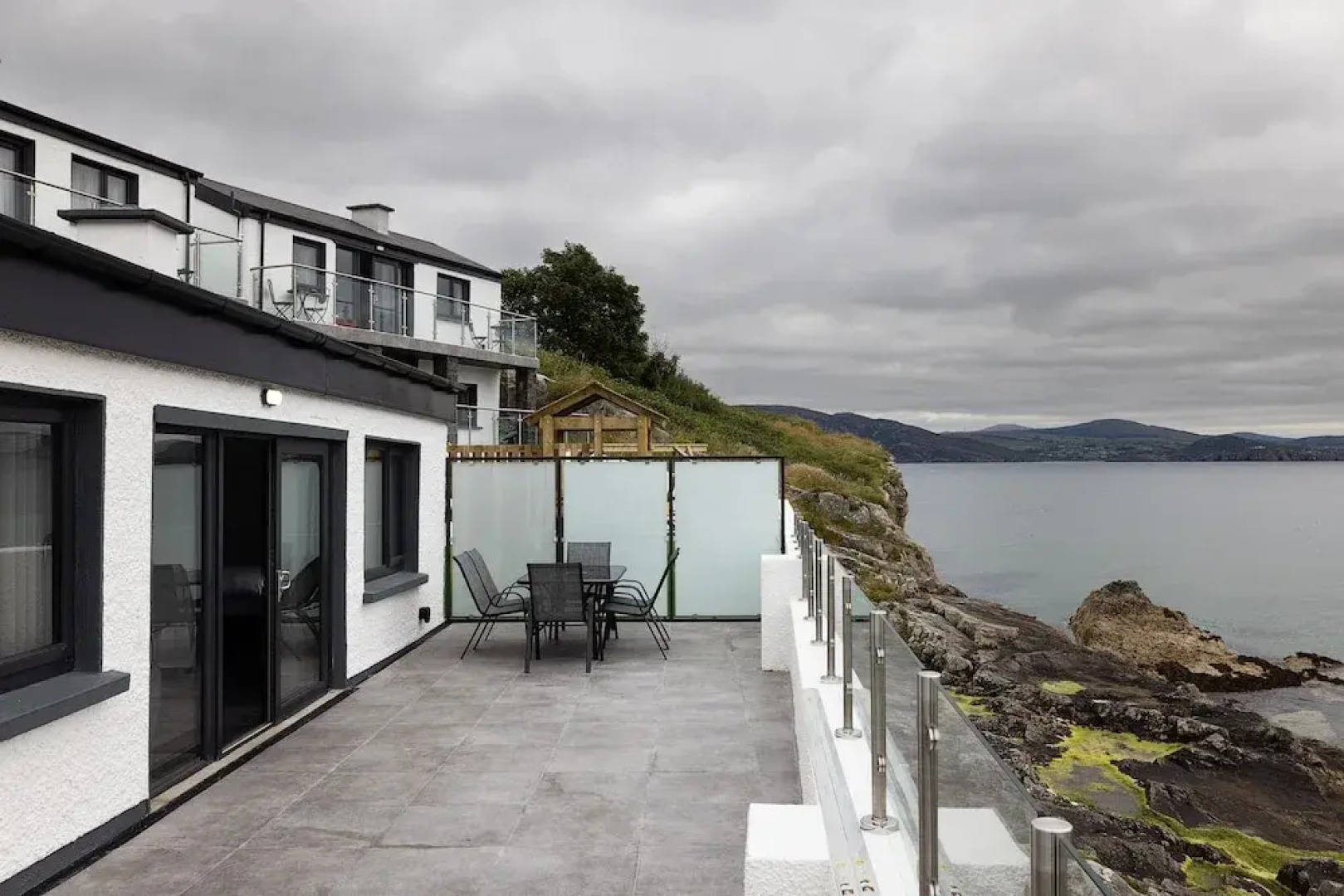 Pierside Apartments Deluxe Accommodation