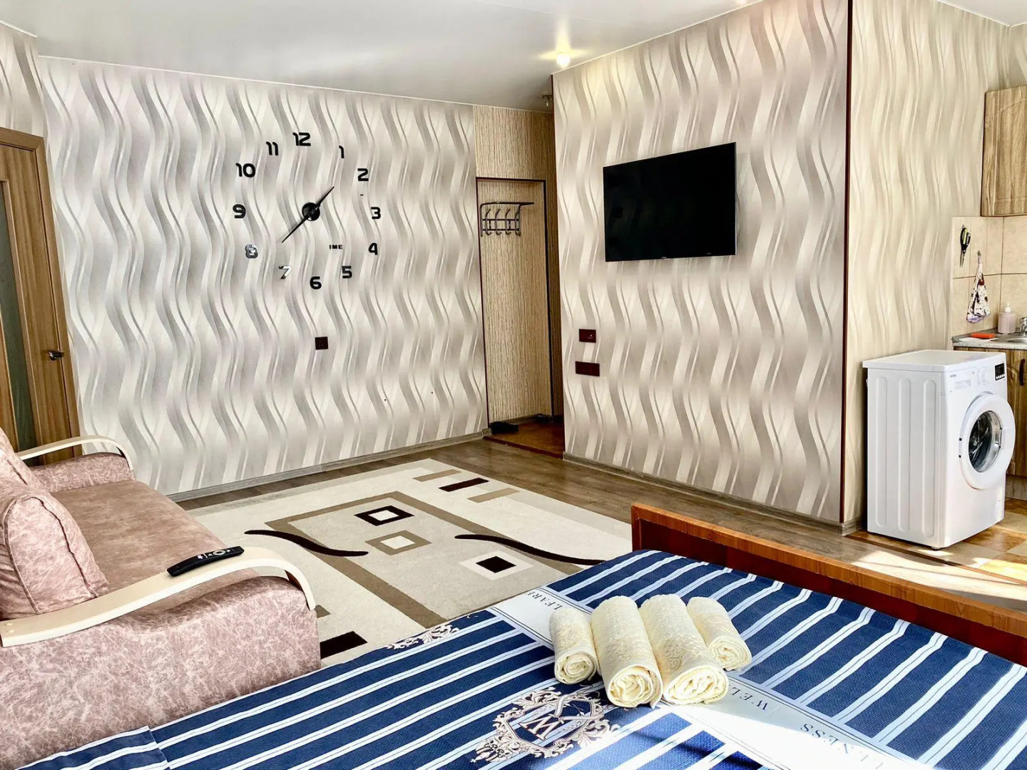 Апартаменты на проспекте 50 лет Комсомола