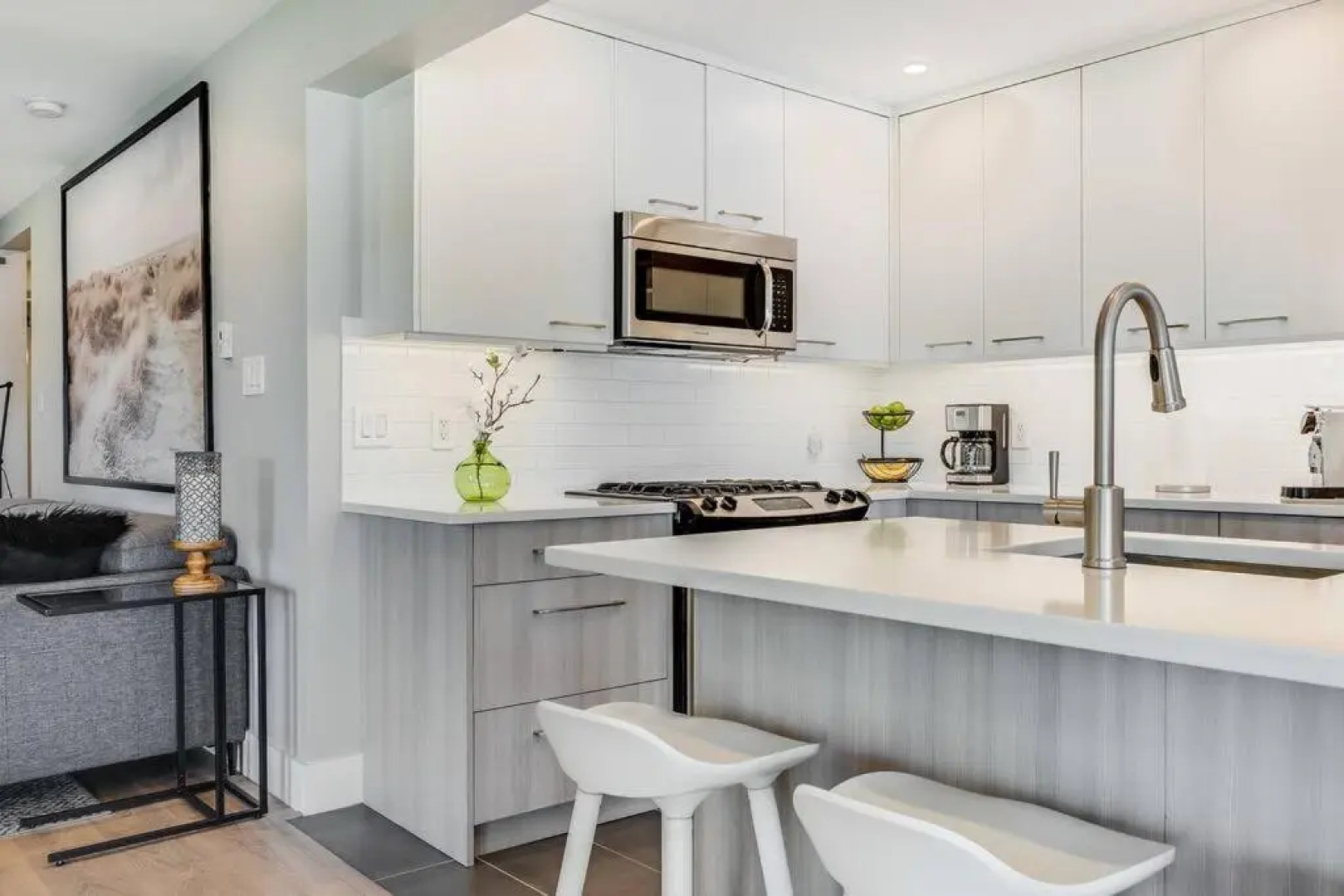 Seas the Bay Ocean View Suite