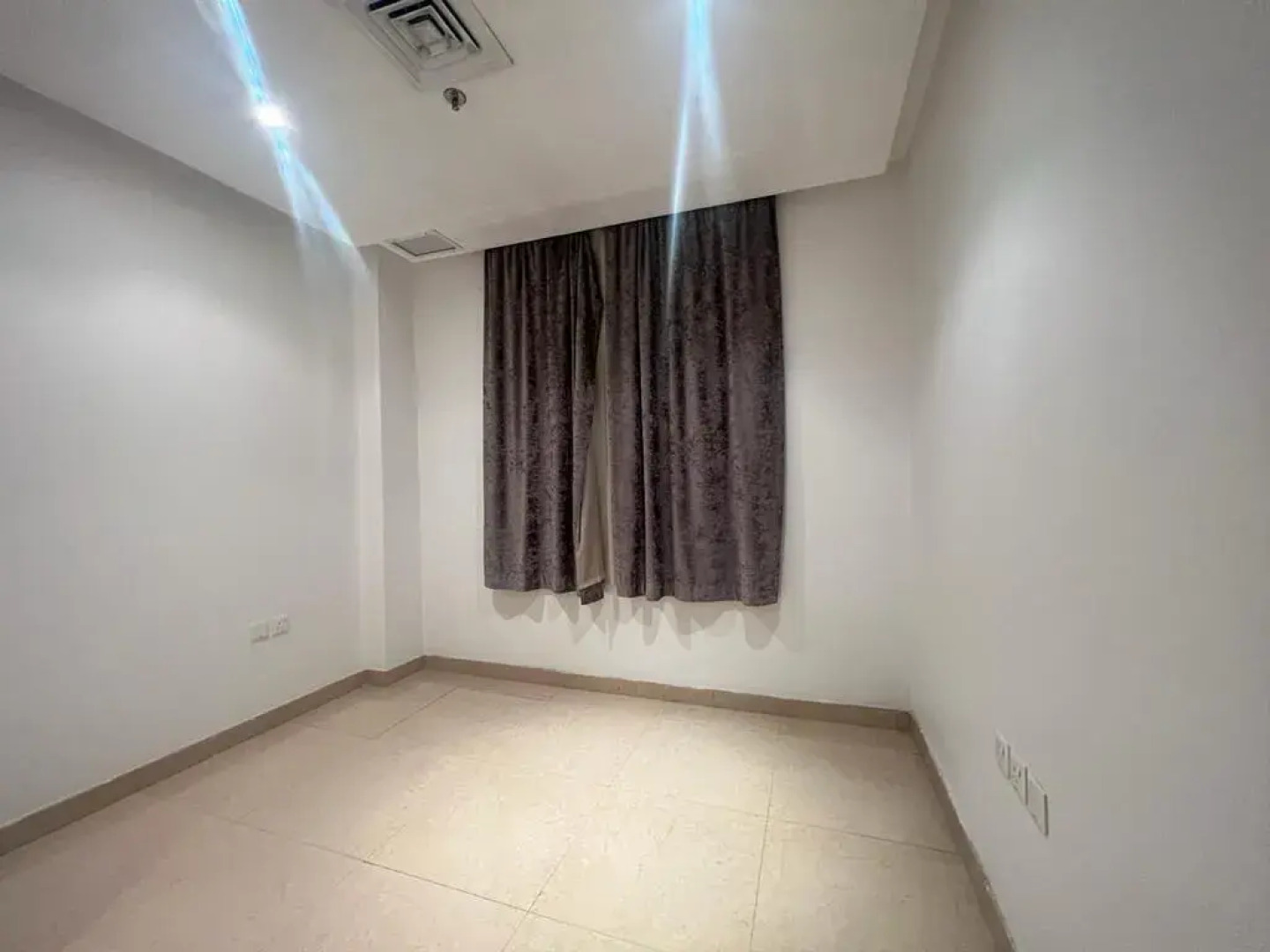 White luxury Suite hotel