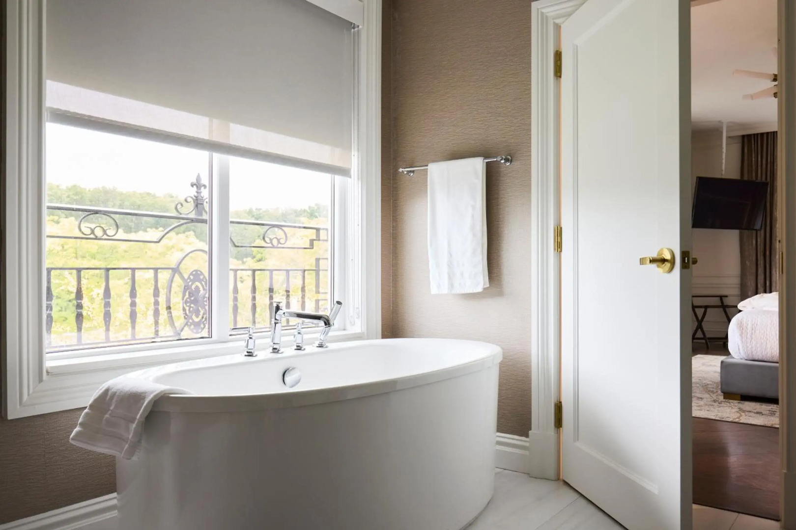 Chateau Grande Hotel